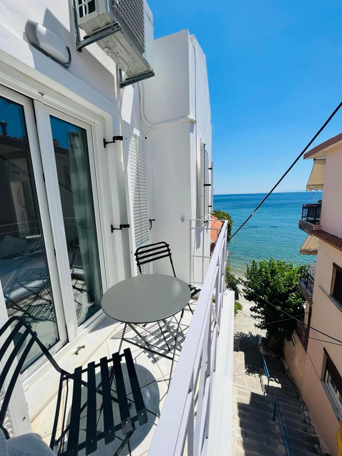 Ammoudeli Apartments Plomari Ngoại thất bức ảnh